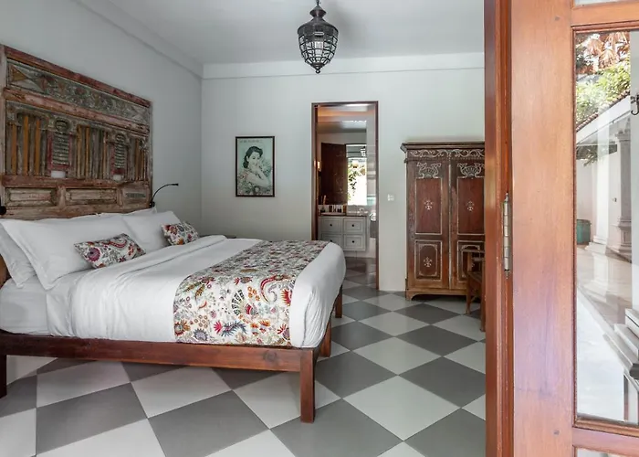 Seni Villa