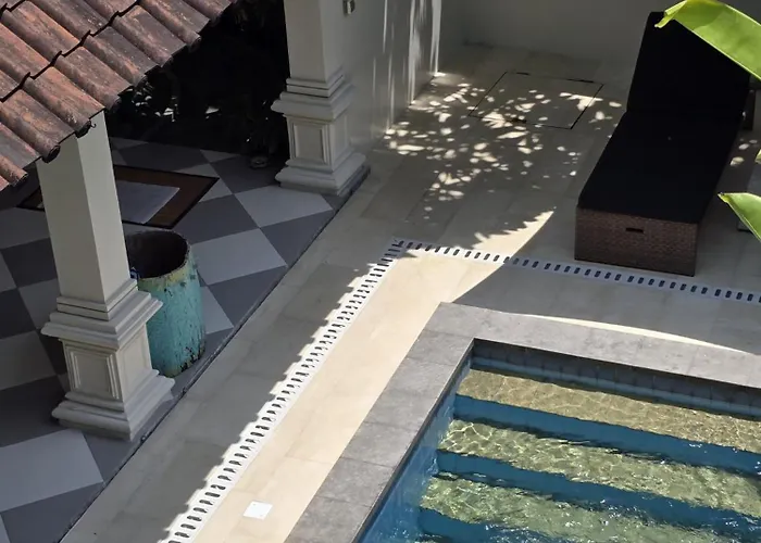 Seni Villa *