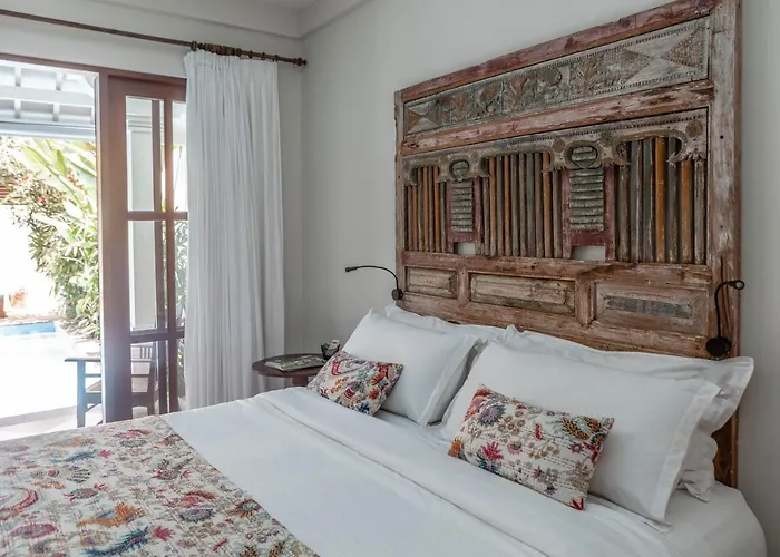 Seni * Seminyak (Bali)